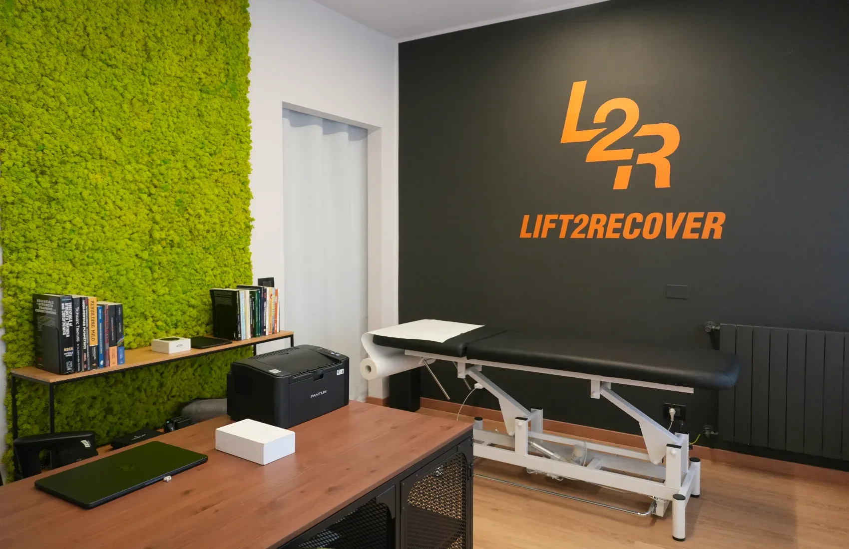 Sala pesi all'avanguardia per la riabilitazione a Brescia, centro Lift2Recover